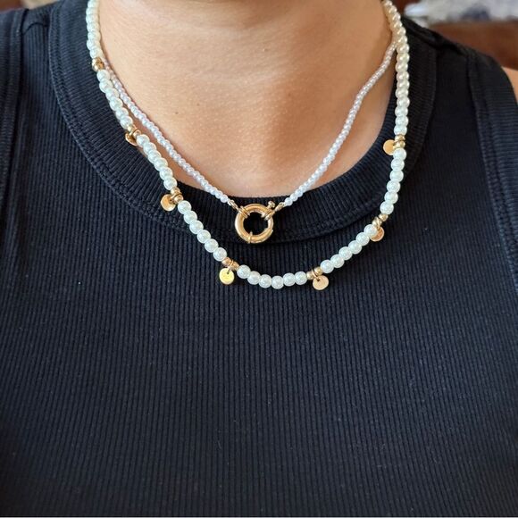 Pearl Layered Necklace - Picture 2 of 8